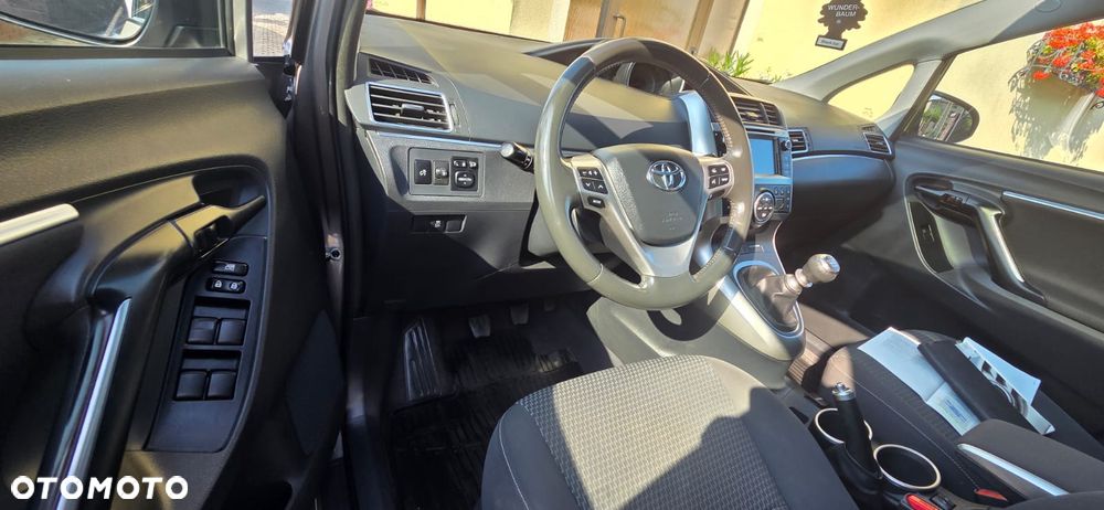 Toyota Verso 1.6 D-4D 7-Sitzer Start/Stop Executive - 19