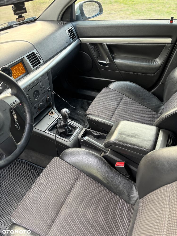 Opel Vectra 1.8 - 18