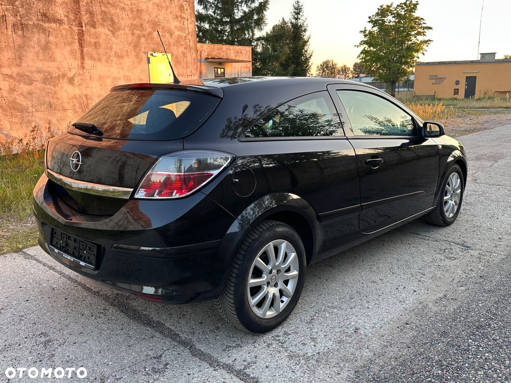 Opel Astra 1.4 Essentia - 4