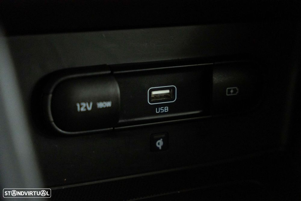 Kia Niro 1.6 GDi PHEV Drive - 28