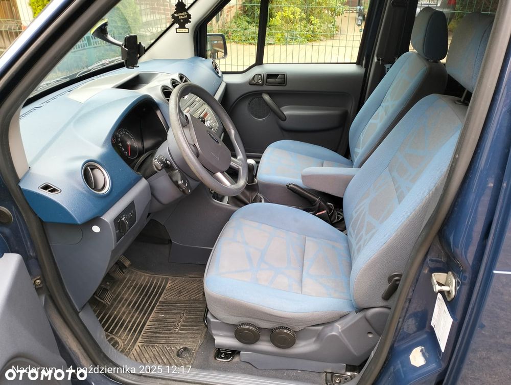 Ford Transit Connect - 13
