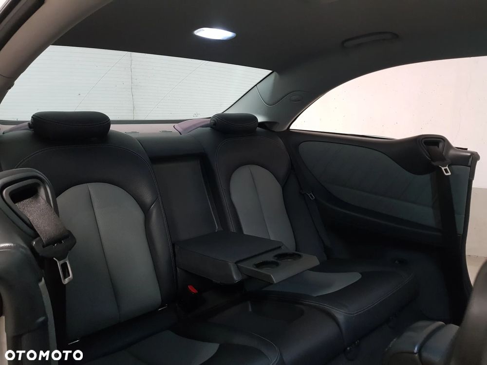 Mercedes-Benz CLK - 20