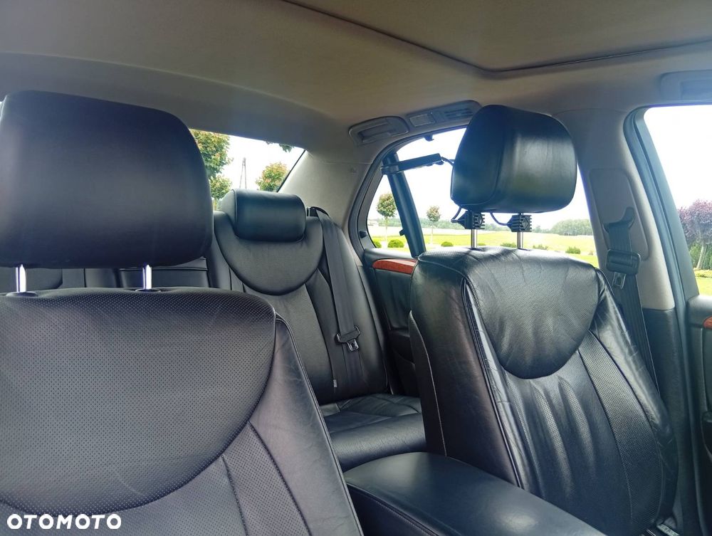 Lexus LS - 12