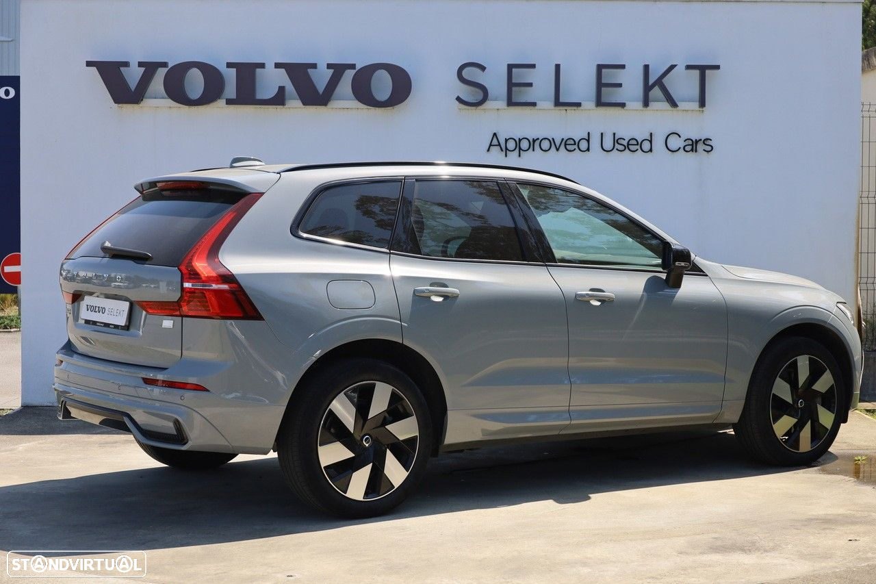 Volvo XC 60 2.0 T6 PHEV Plus Dark AWD - 4