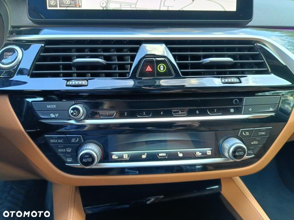 BMW Seria 5 - 16