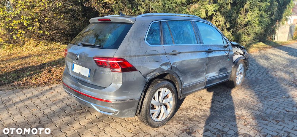 Volkswagen Tiguan - 19