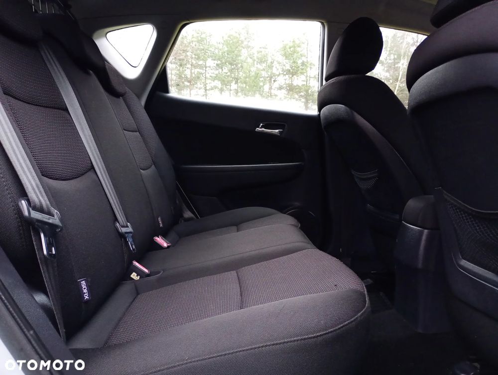 Hyundai i30 1.6 CRDi Base + World Cup - 26