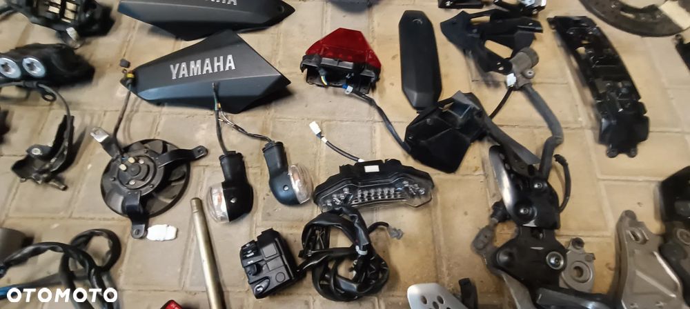 YAMAHA MT09 MT07 SET PÓŁKA LAMPA OWIEWKA TARCZE HAMULCOWE PRZEŁĄCZNIKI - 6