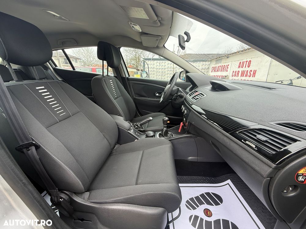 Renault Megane 1.5 dCi Dynamique - 7