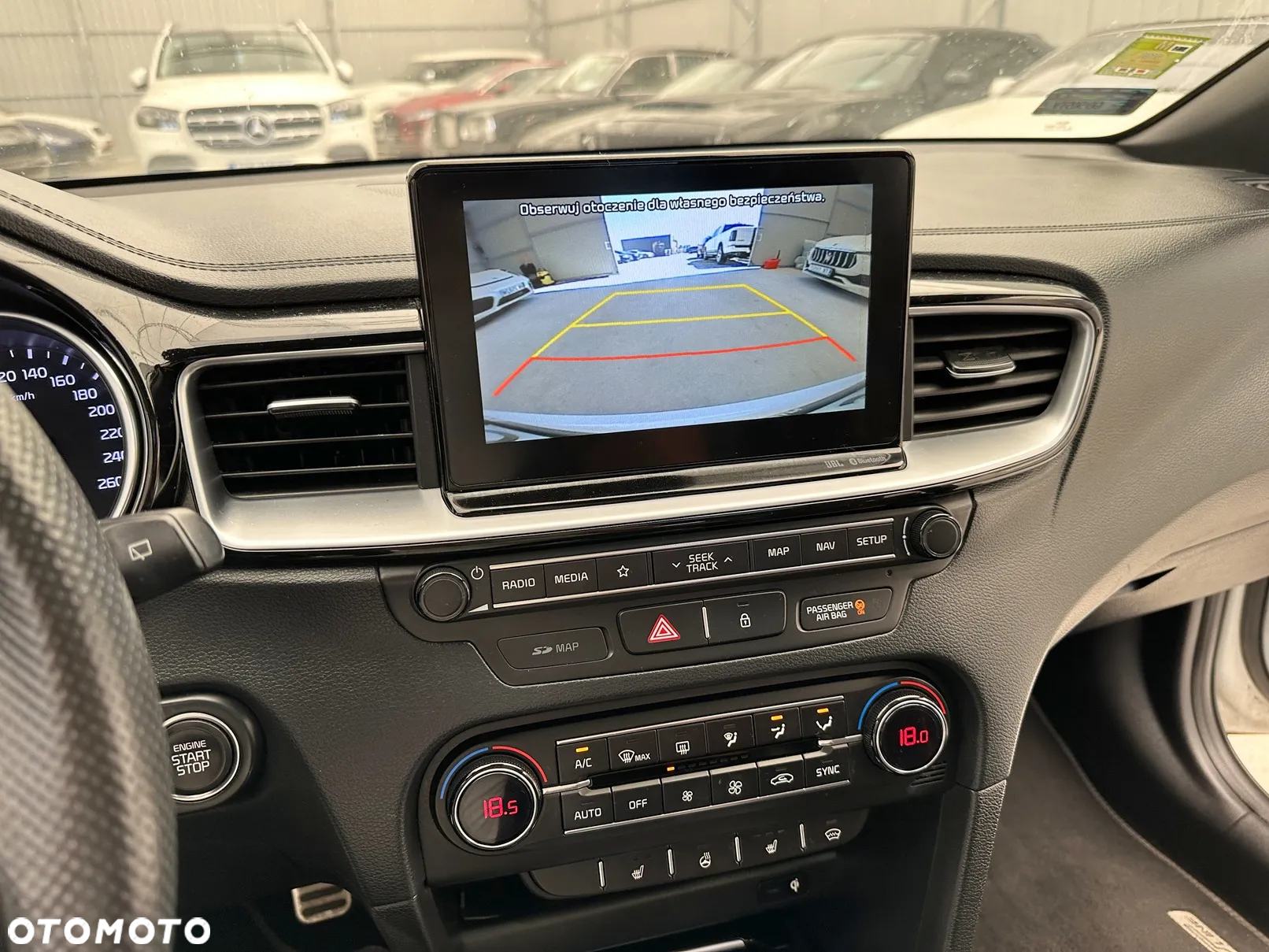 Kia ProCeed 1.6 T-GDI GT DCT - 9