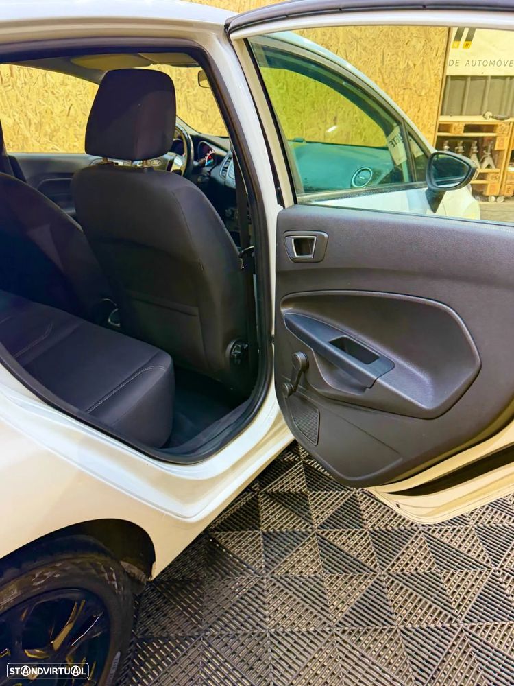 Ford Fiesta 1.5 TDCi Trend - 15