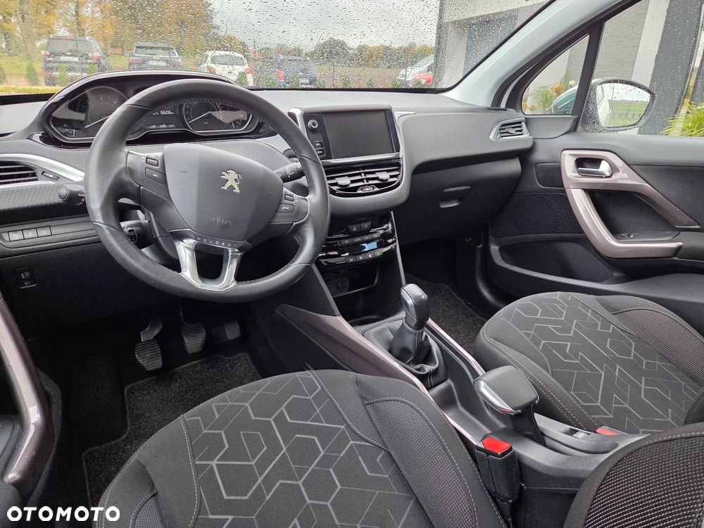 Peugeot 2008 Blue-HDi FAP 100 STOP & START Style - 18