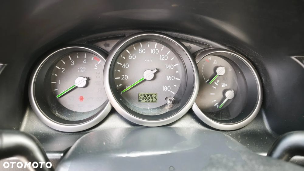 Ford Ranger 2.5 TDCi DC XLT - 11