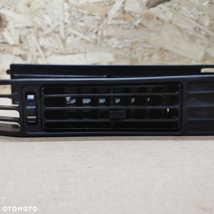 BMW E24 635CSI EUROPA KRATKA NAWIEWU KOKPITU NR. 64221381675OEM, 64221381679OEM, 64221381676OEM - 6