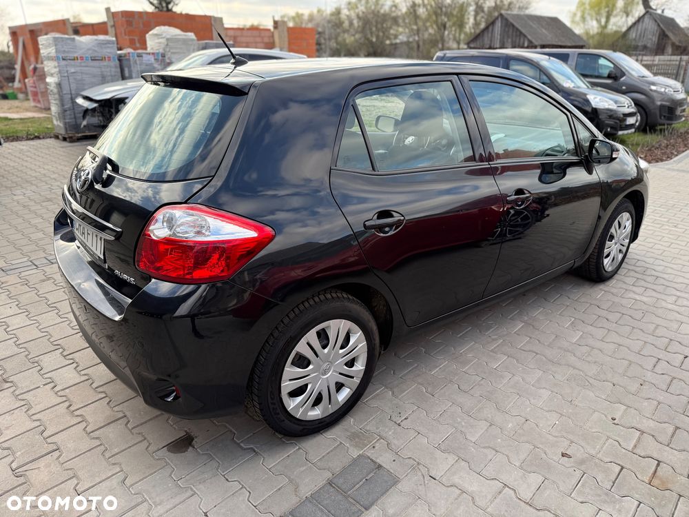 Toyota Auris 1.33 VVT-i Terra Start - 3