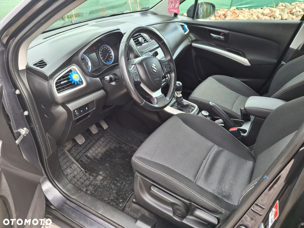 Suzuki S-Cross - 6