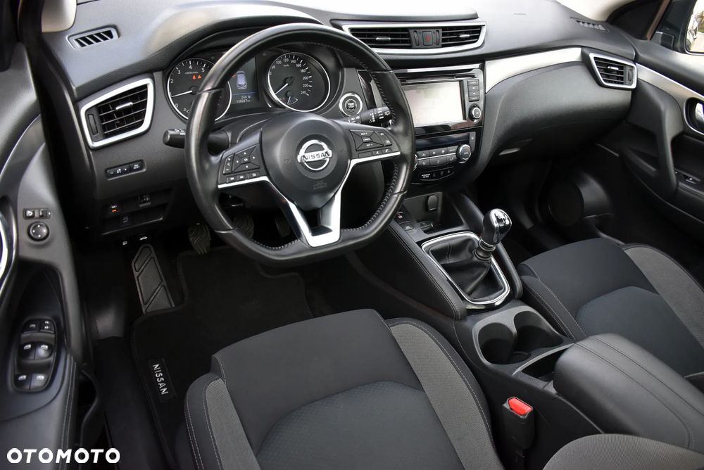 Nissan Qashqai 1.3 DIG-T N-Connecta - 5