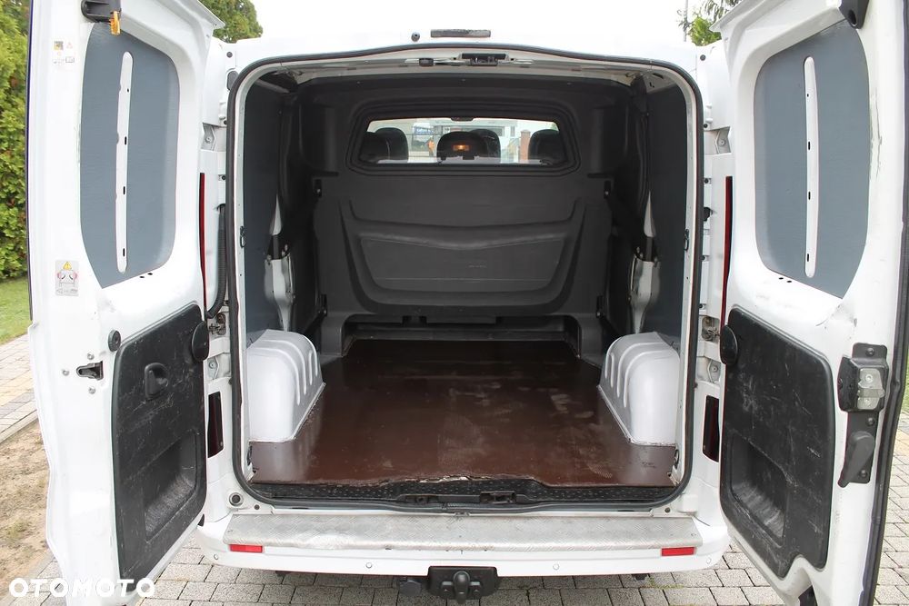 Opel Vivaro - 31