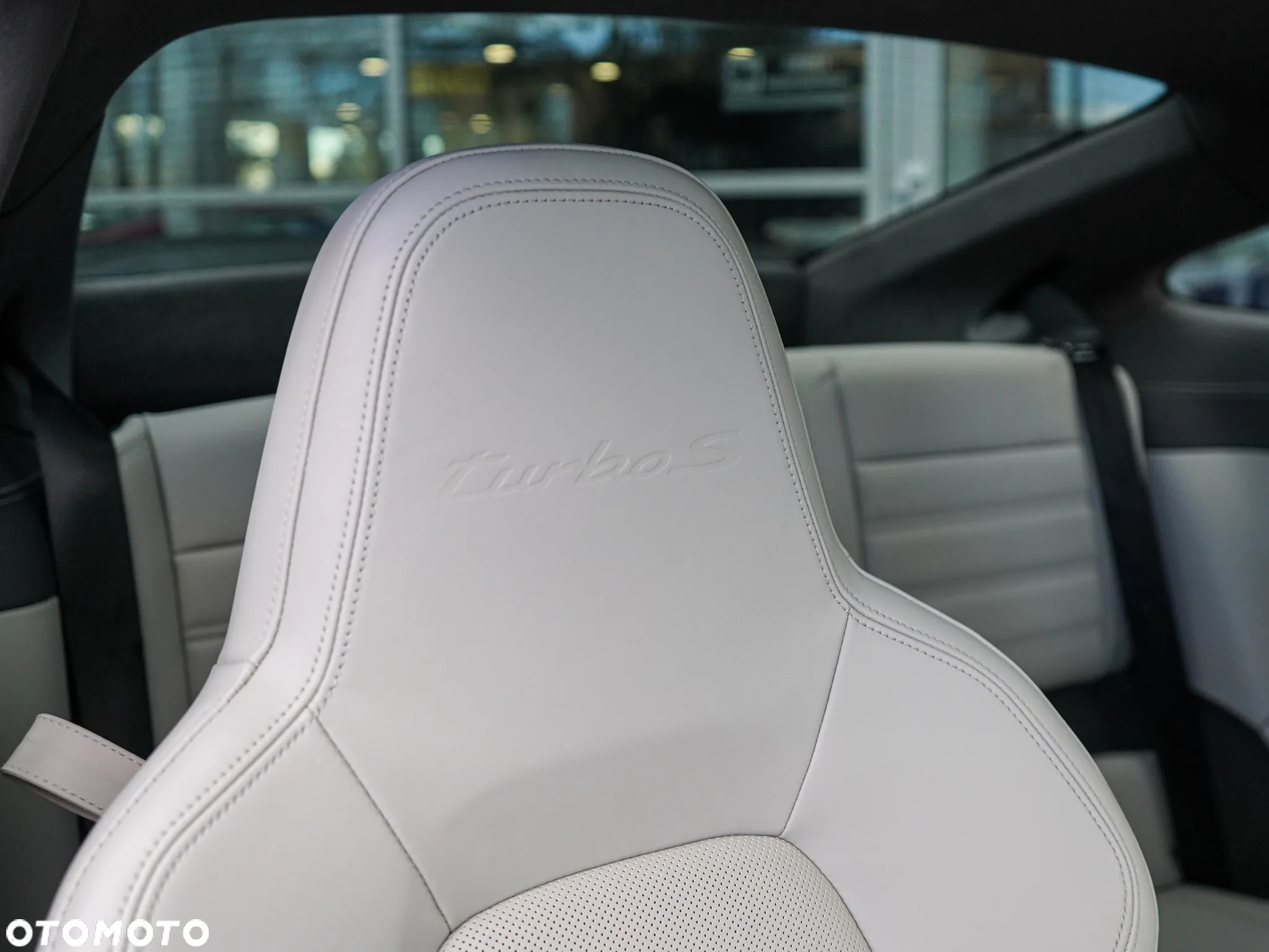 Porsche 911 Turbo S - 20
