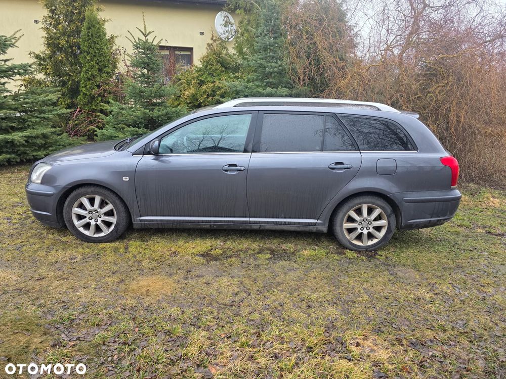 Toyota Avensis 1.8 VVT-i Combi - 5