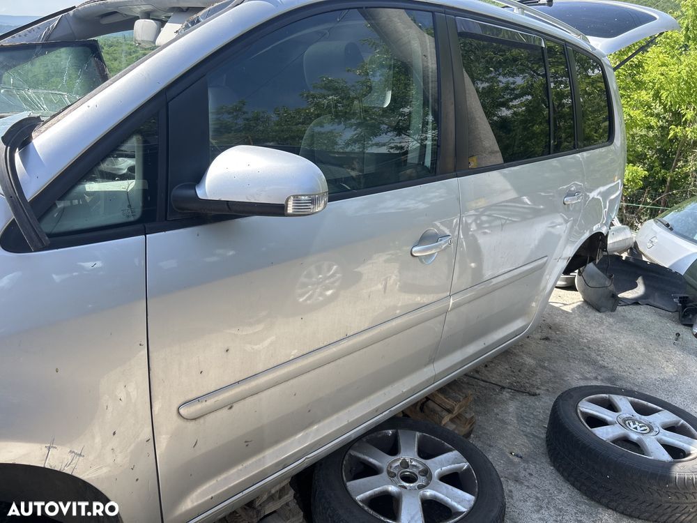 Usa Volkswagen Touran - 2