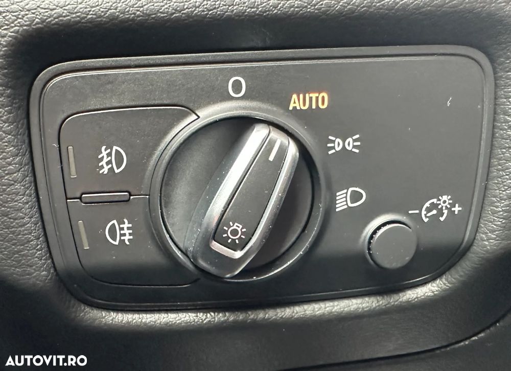 Audi A3 1.4 TFSI ack S tronic S line Sportpaket - 31