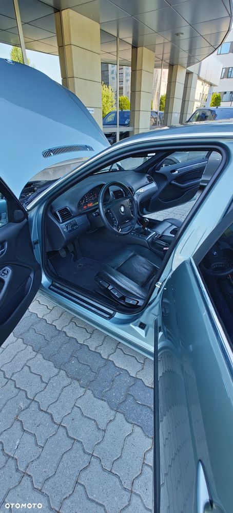 BMW Seria 3 320i - 21
