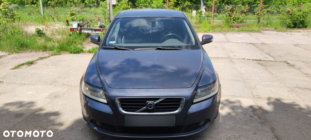 Volvo S40 2.0D Momentum - 1