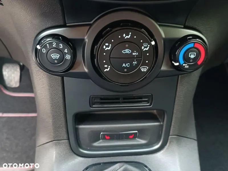 Ford Fiesta 1.25 Ambiente - 19