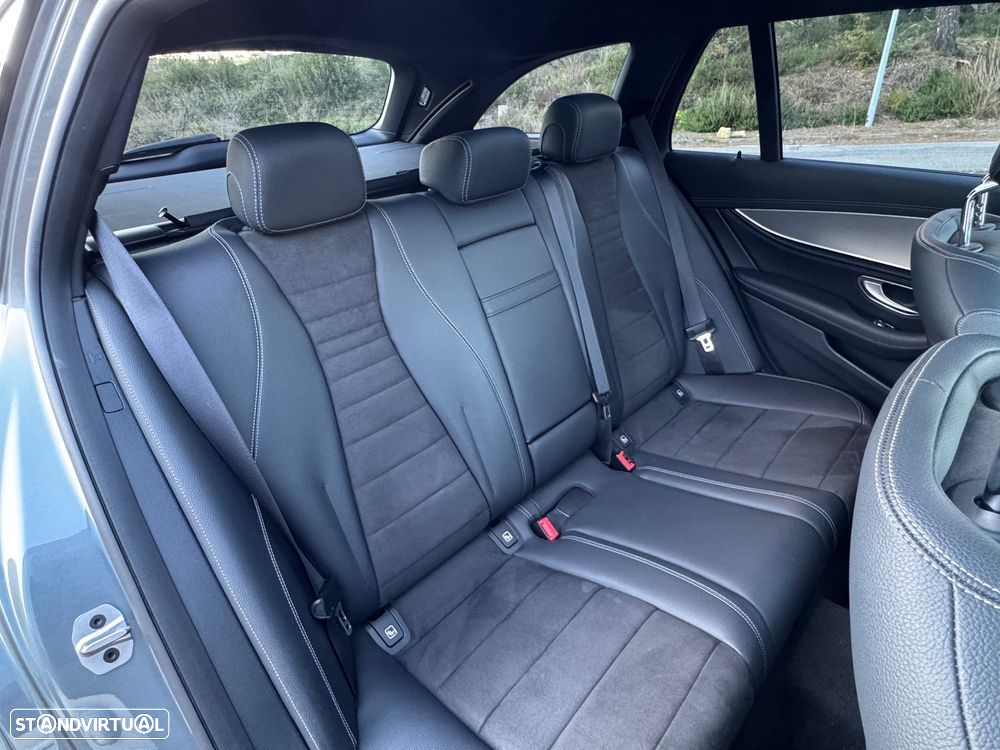 Mercedes-Benz E 300 de AMG Line - 17