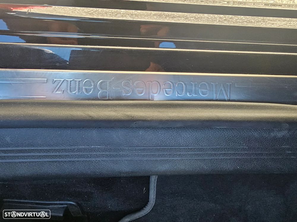 Mercedes-Benz E 300 - 34