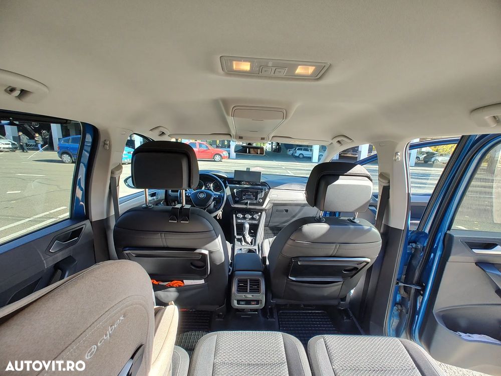 Volkswagen Touran - 21