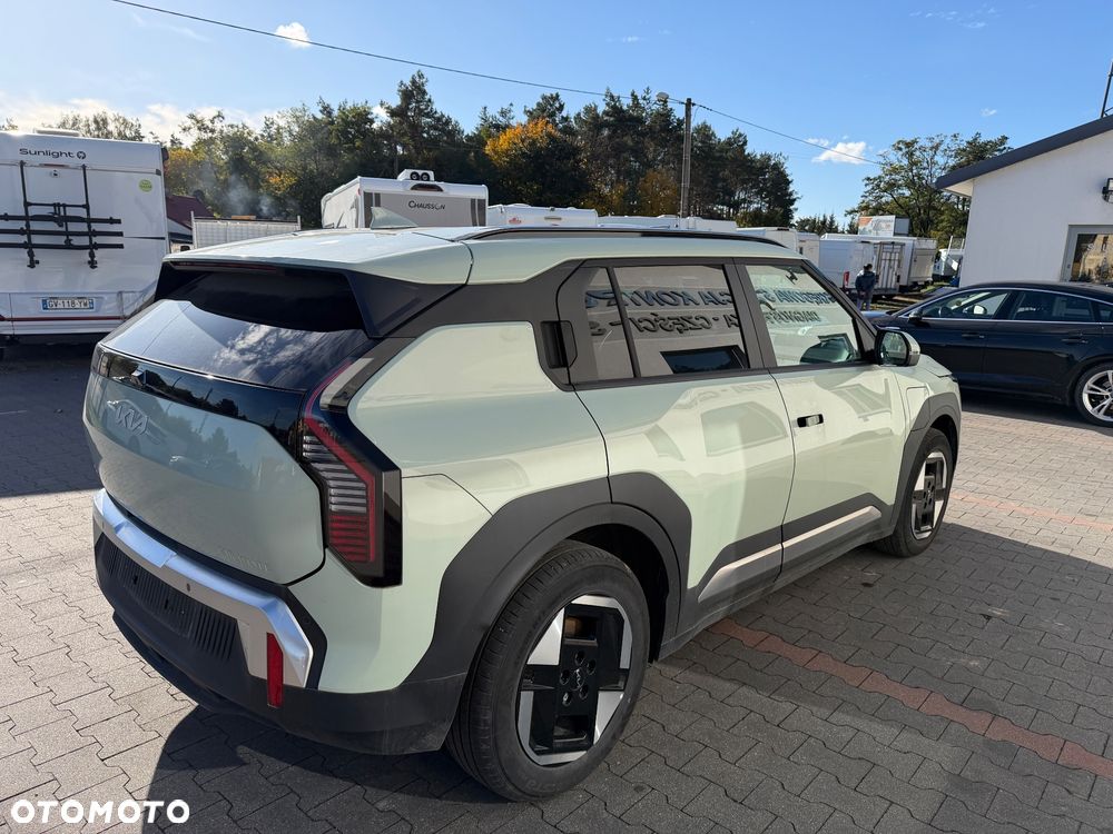 Kia EV3 - 4