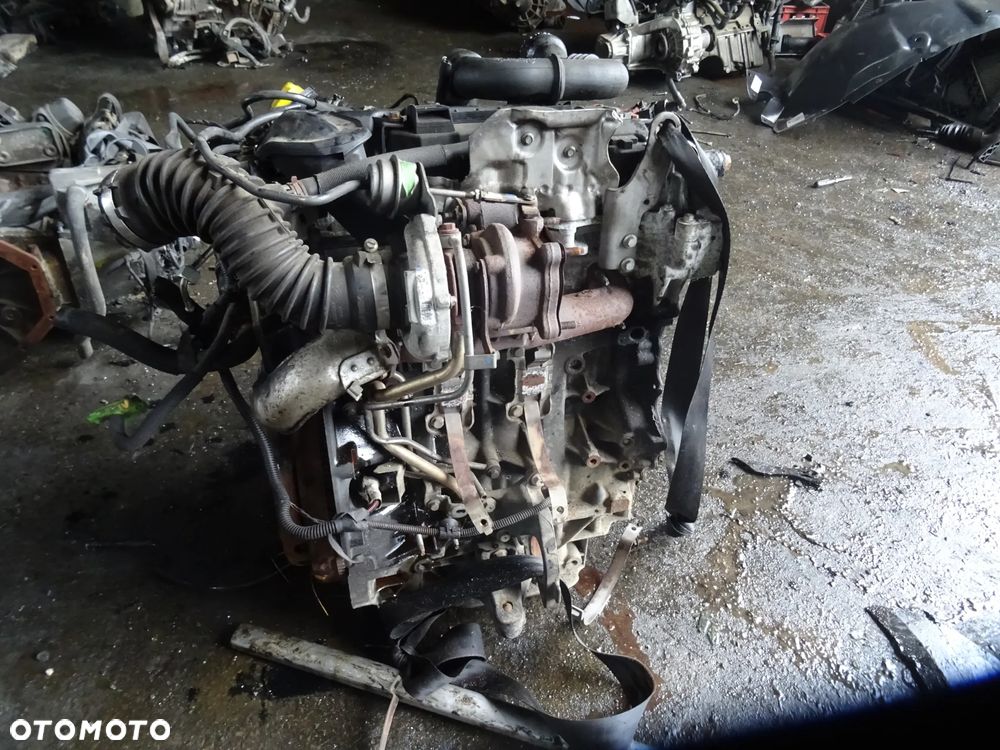 Renault Trafic II 2.0 dCi M9 R 788 / 25100251 / C0983 - 2