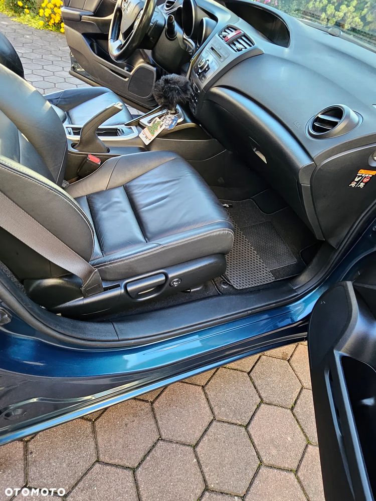 Honda Civic 1.8 Executive - 17