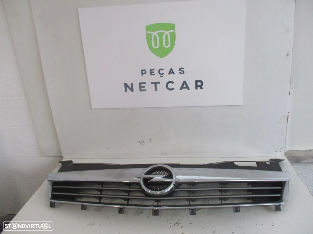 grelha opel Astra H 2009 5 portas - 1