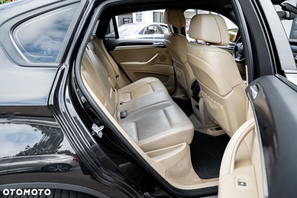 BMW X6 xDrive35i - 22