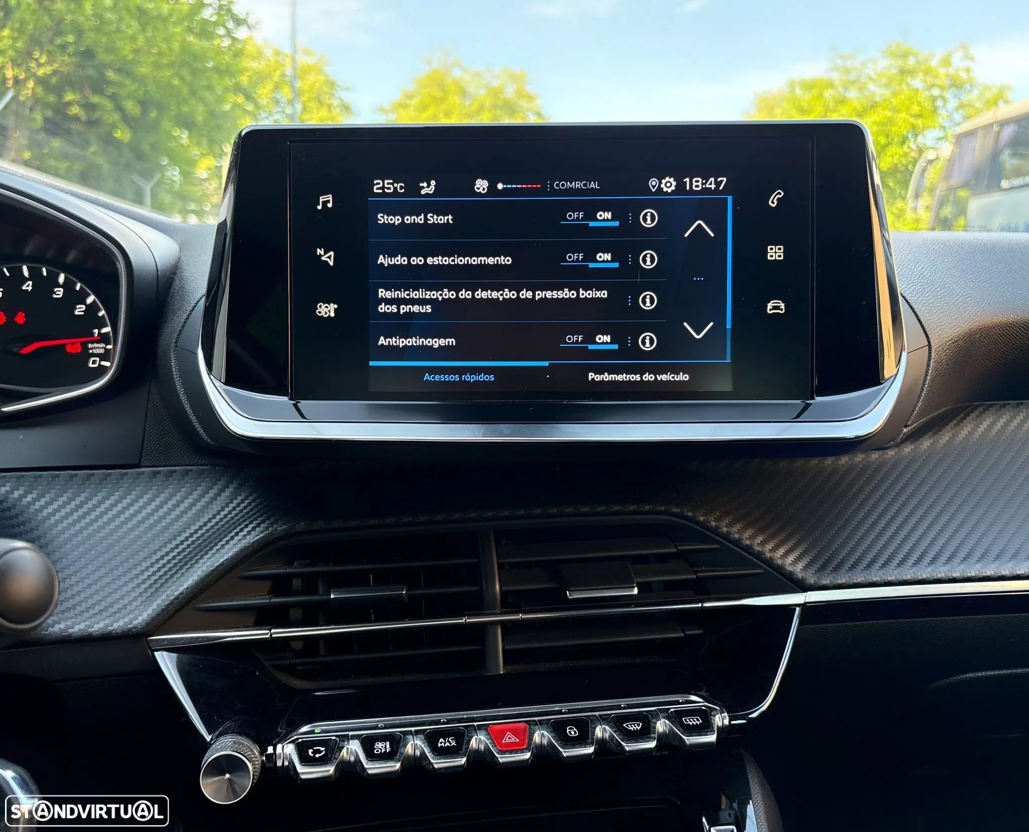 Peugeot 208 1.2 PureTech Active Pack - 7