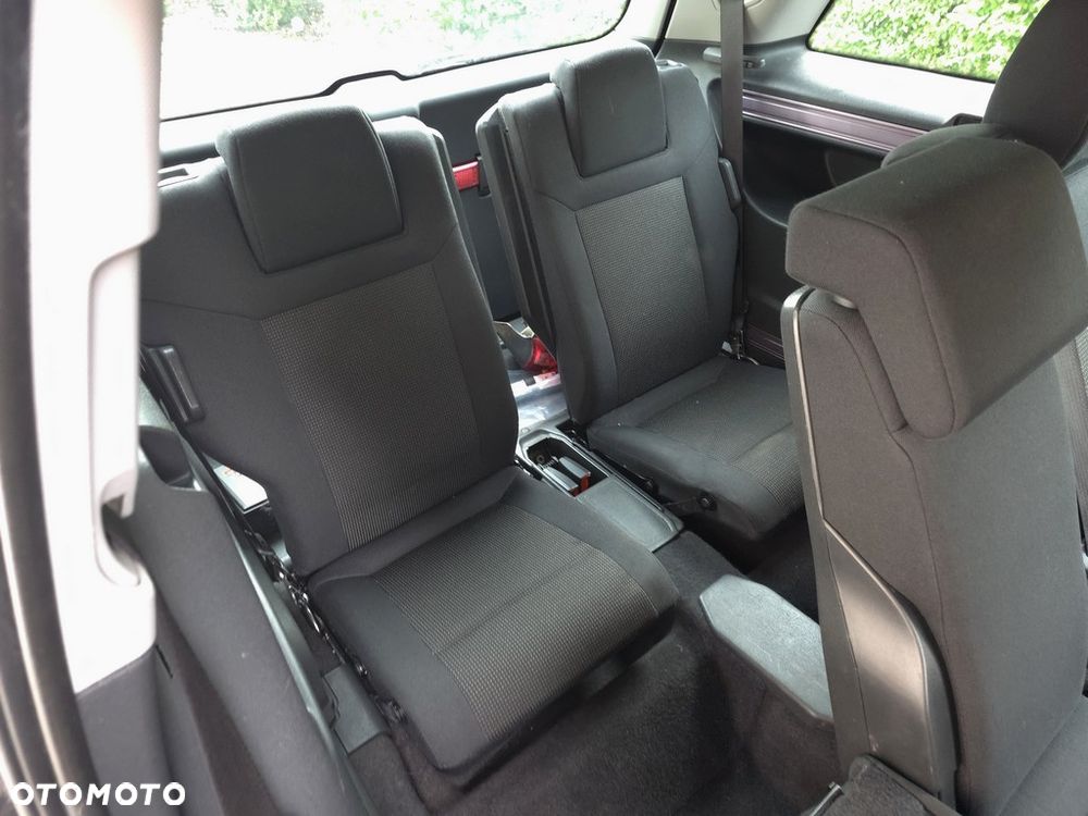 Opel Zafira 1.8 Cosmo - 9