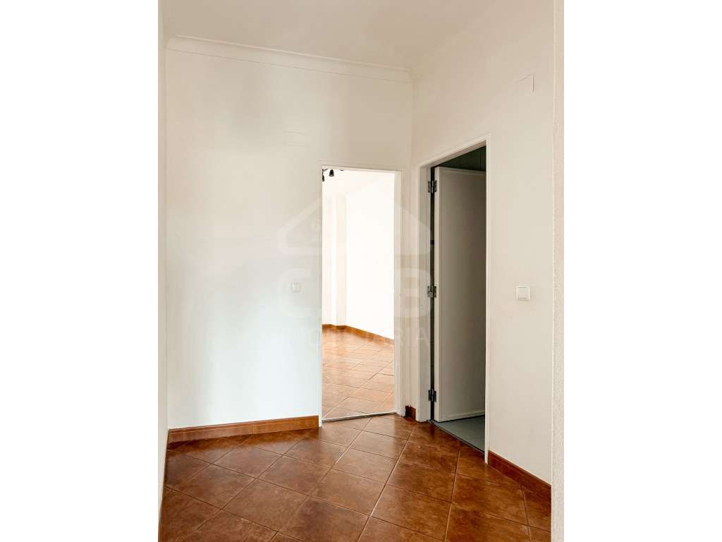 Apartamento T2 em Benavente - Grande imagem: 3/18