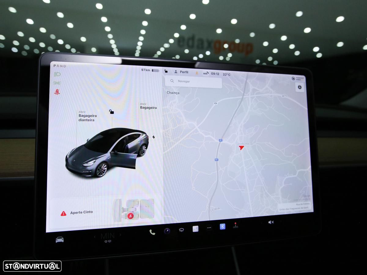 Tesla Model 3 Performance Dual Motor AWD - 18