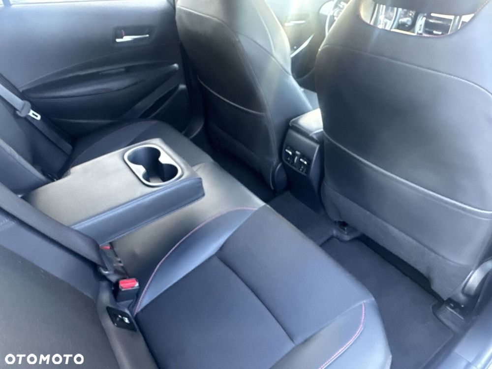Toyota Corolla 1.8 Hybrid GR Sport Dynamic - 18