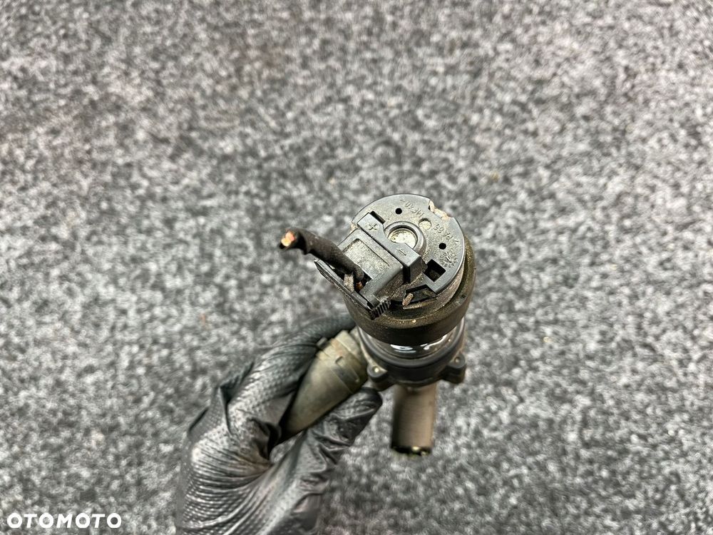 mercedes w203 lift 2.2 cdi pompka pompa obiegu wody A2038350164 - 5