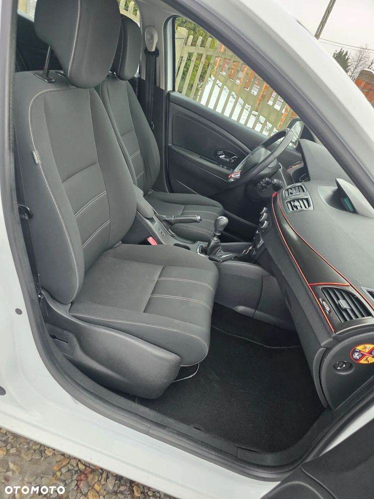 Renault Megane 1.6 16V Color Edition - 8