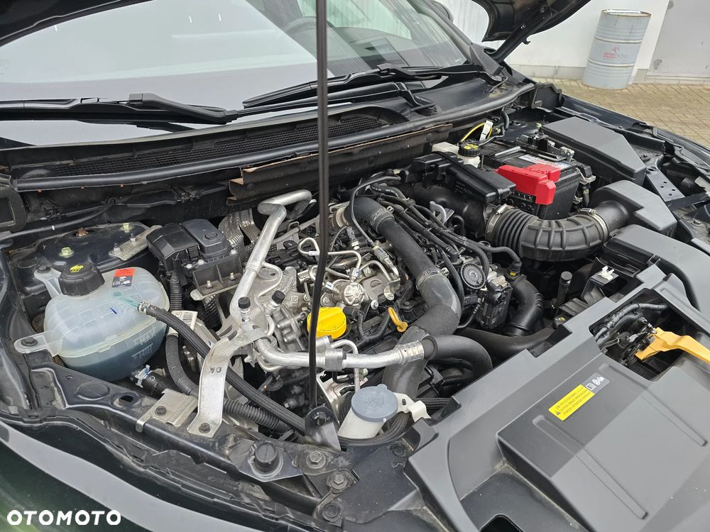 Nissan Qashqai 1.3 DIG-T DCT AKARI - 30