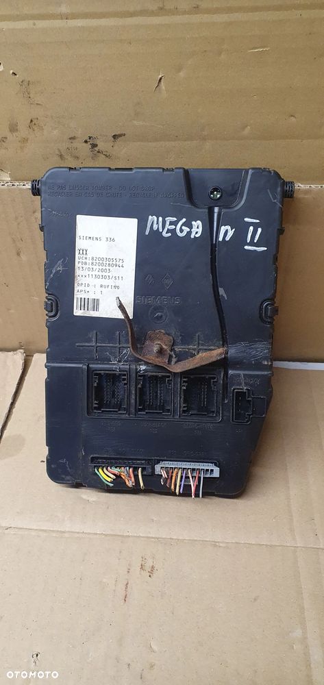 Moduł sterownik komfortu Renault Megane II 8200305575 - 5