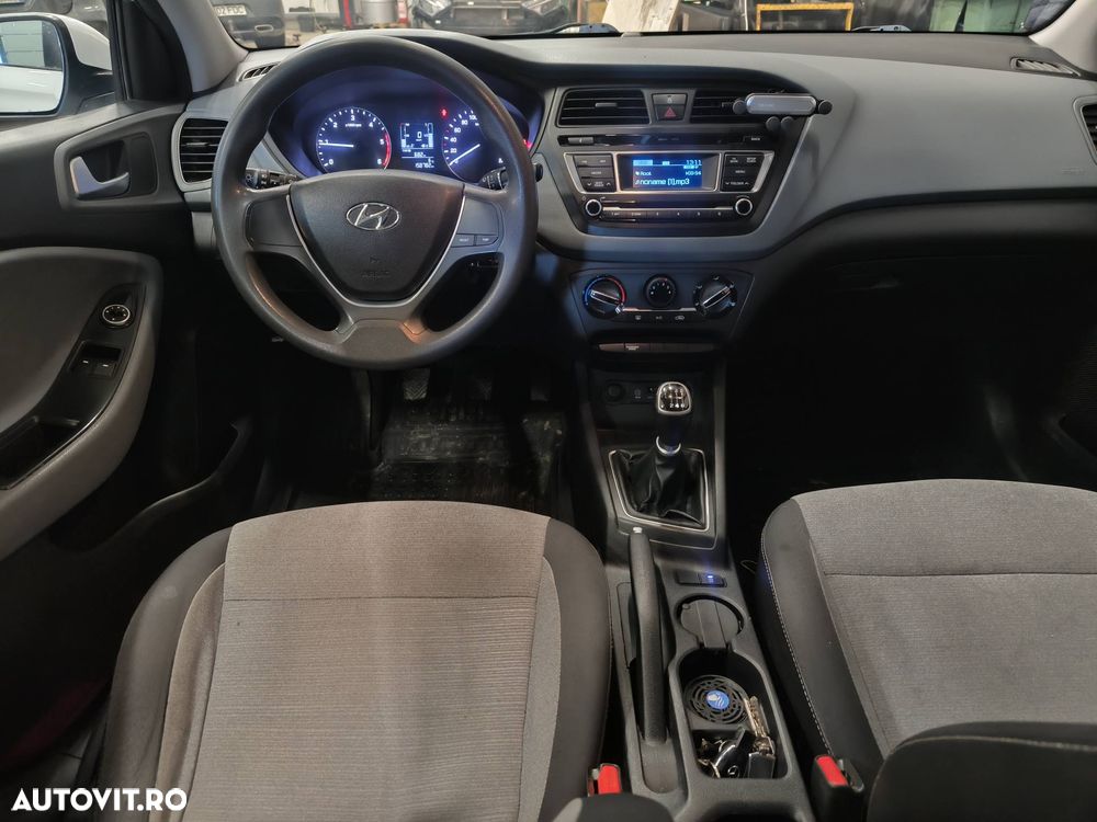 Hyundai i20 - 9