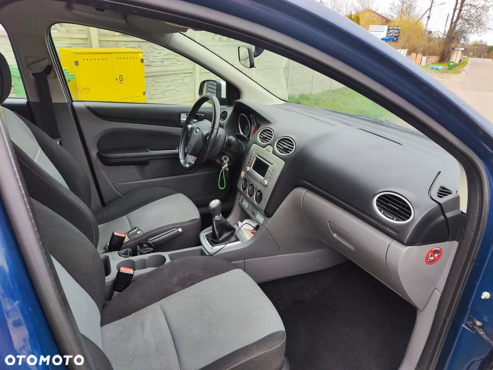 Ford Focus 1.6 TDCi DPF Style+ - 17