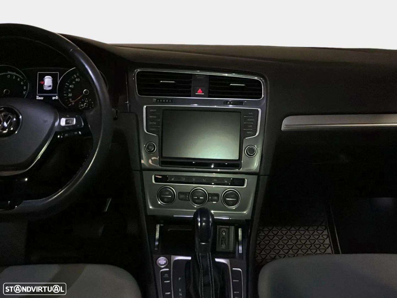VW e-Golf AC/DC - 14