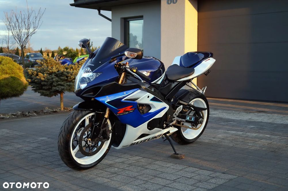 Suzuki GSX-R - 2